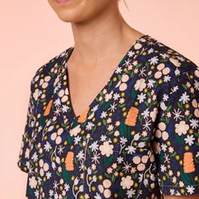 Load image into Gallery viewer, Floral Meeri Anneli